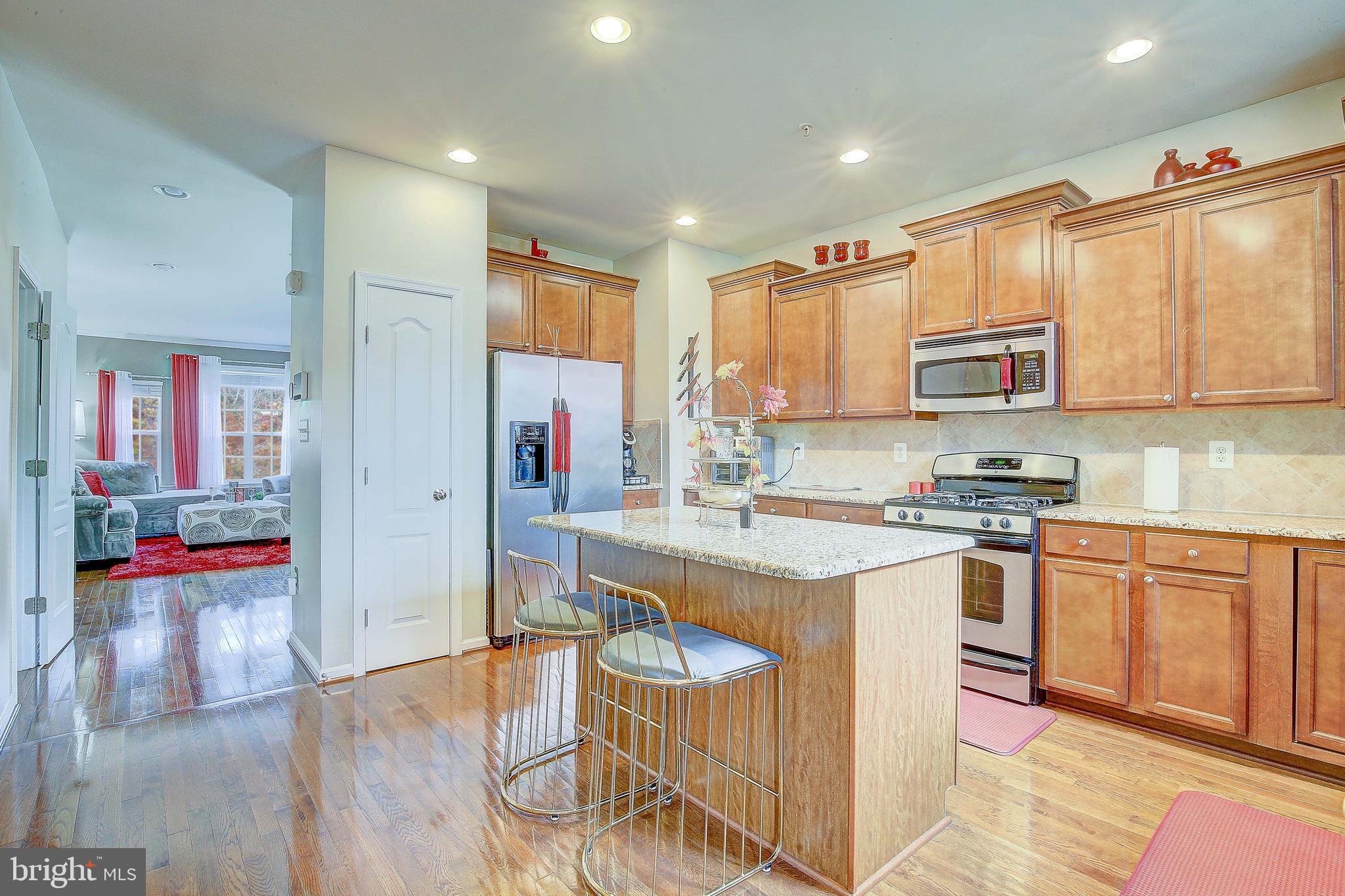 TANYARD SPRINGS TOWNHOMES - Residential