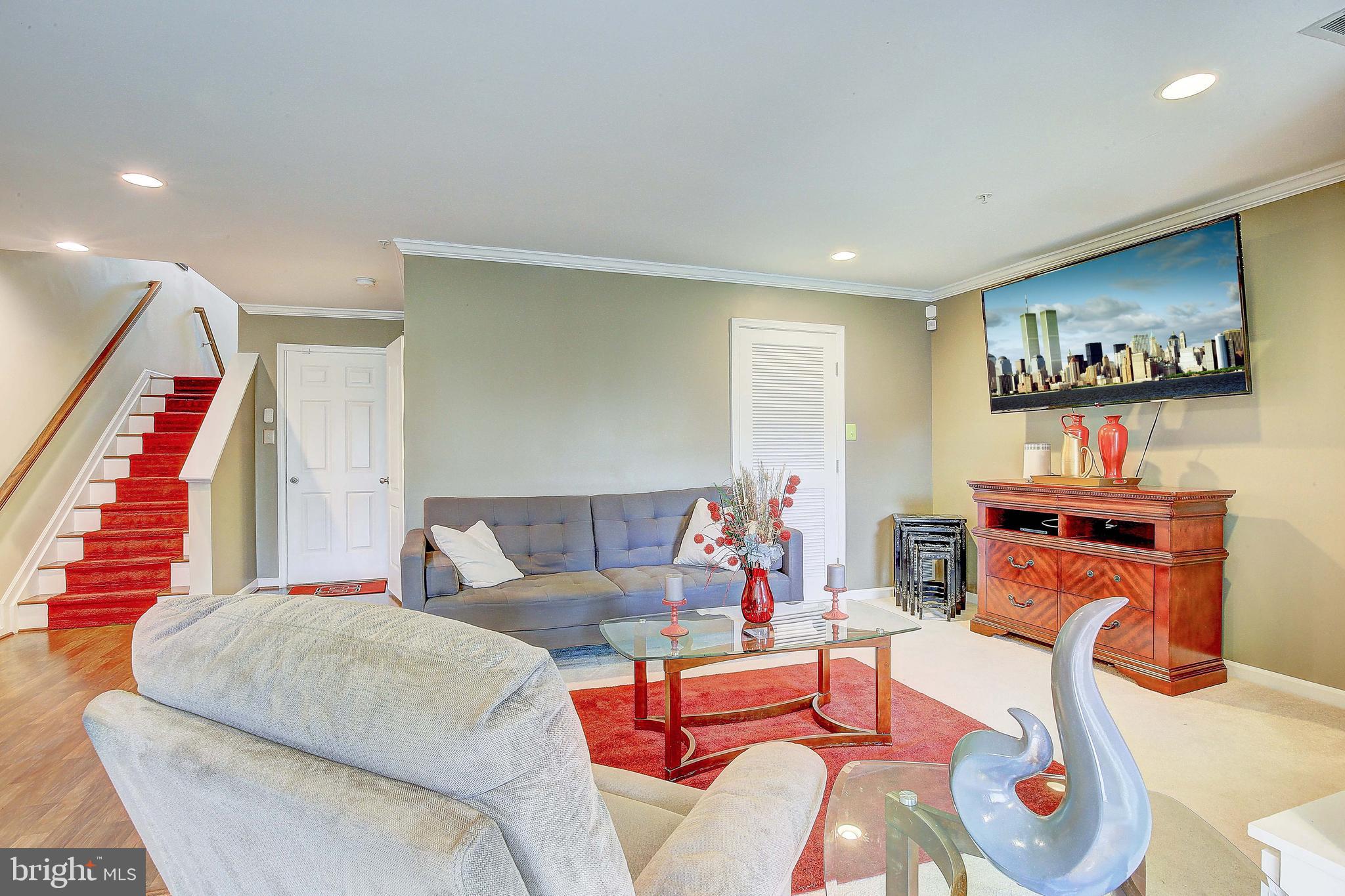 TANYARD SPRINGS TOWNHOMES - Residential