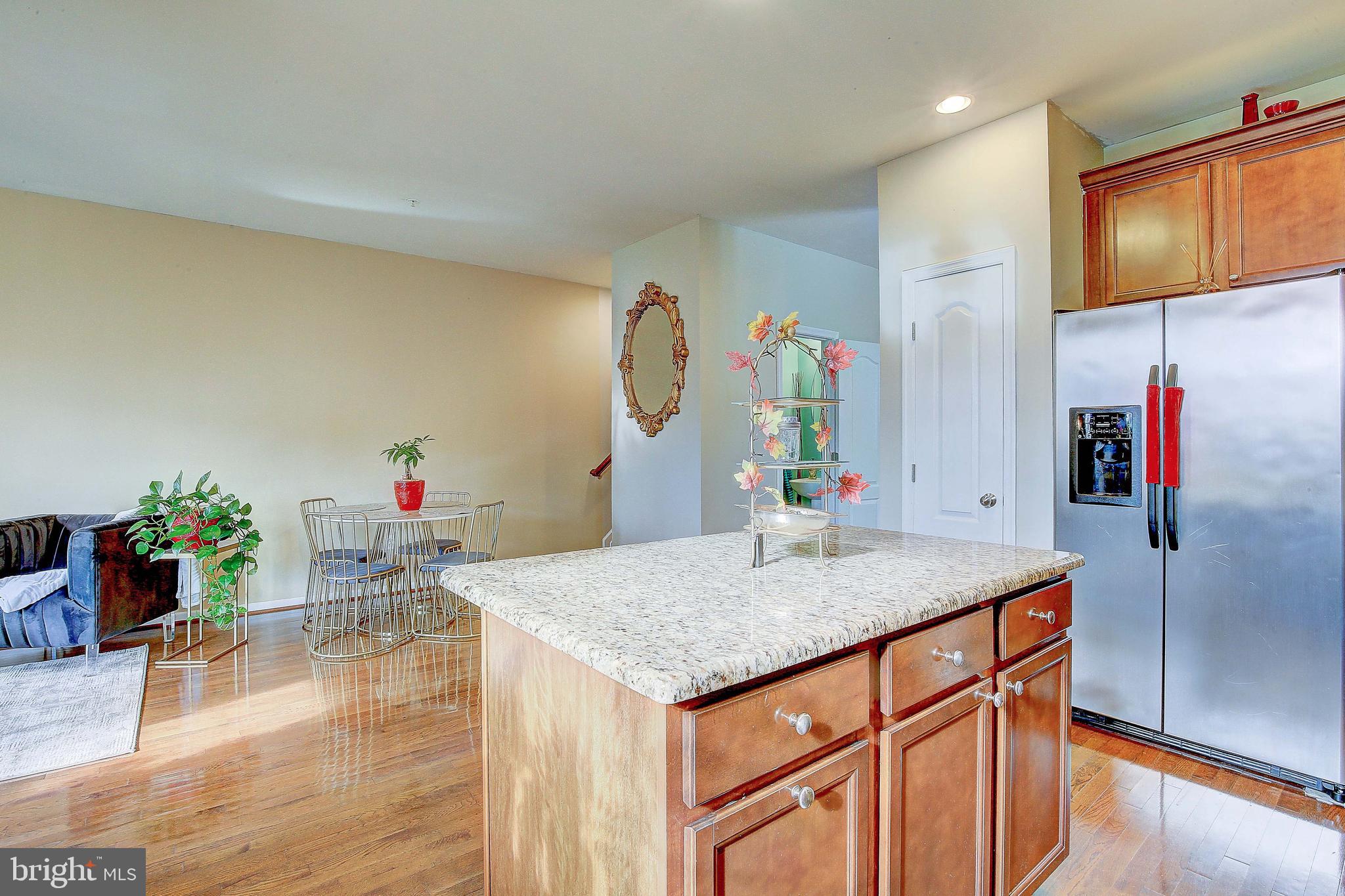 TANYARD SPRINGS TOWNHOMES - Residential