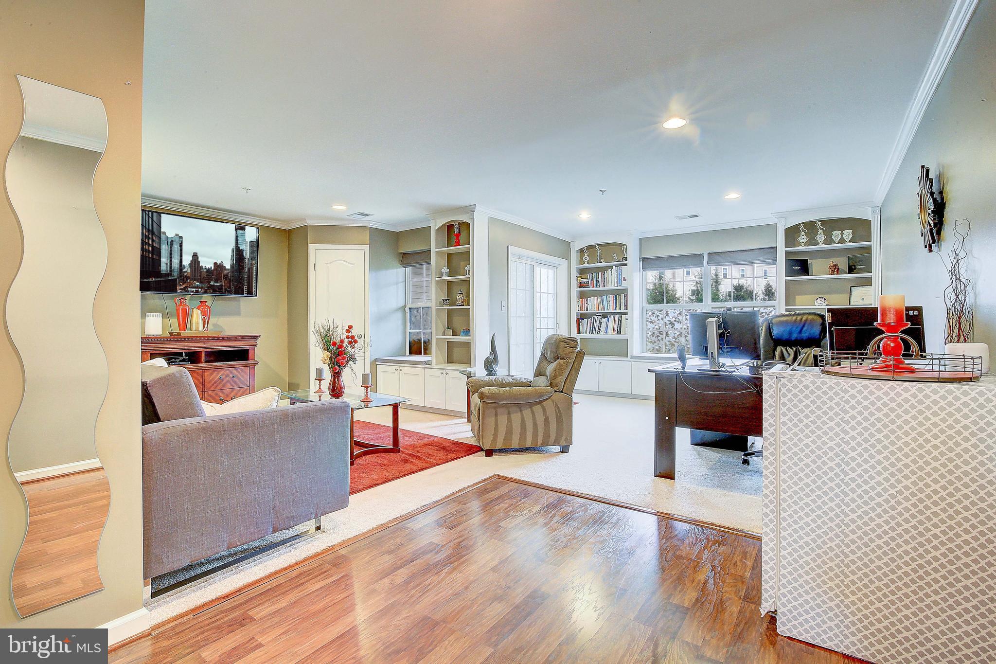 TANYARD SPRINGS TOWNHOMES - Residential