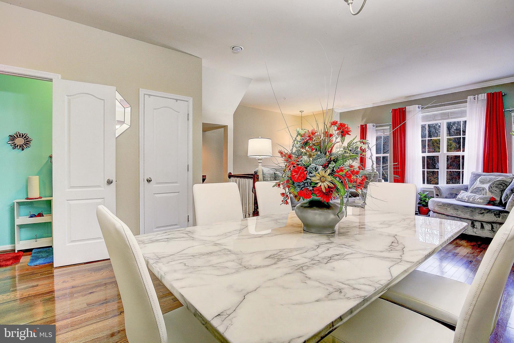 TANYARD SPRINGS TOWNHOMES - Residential