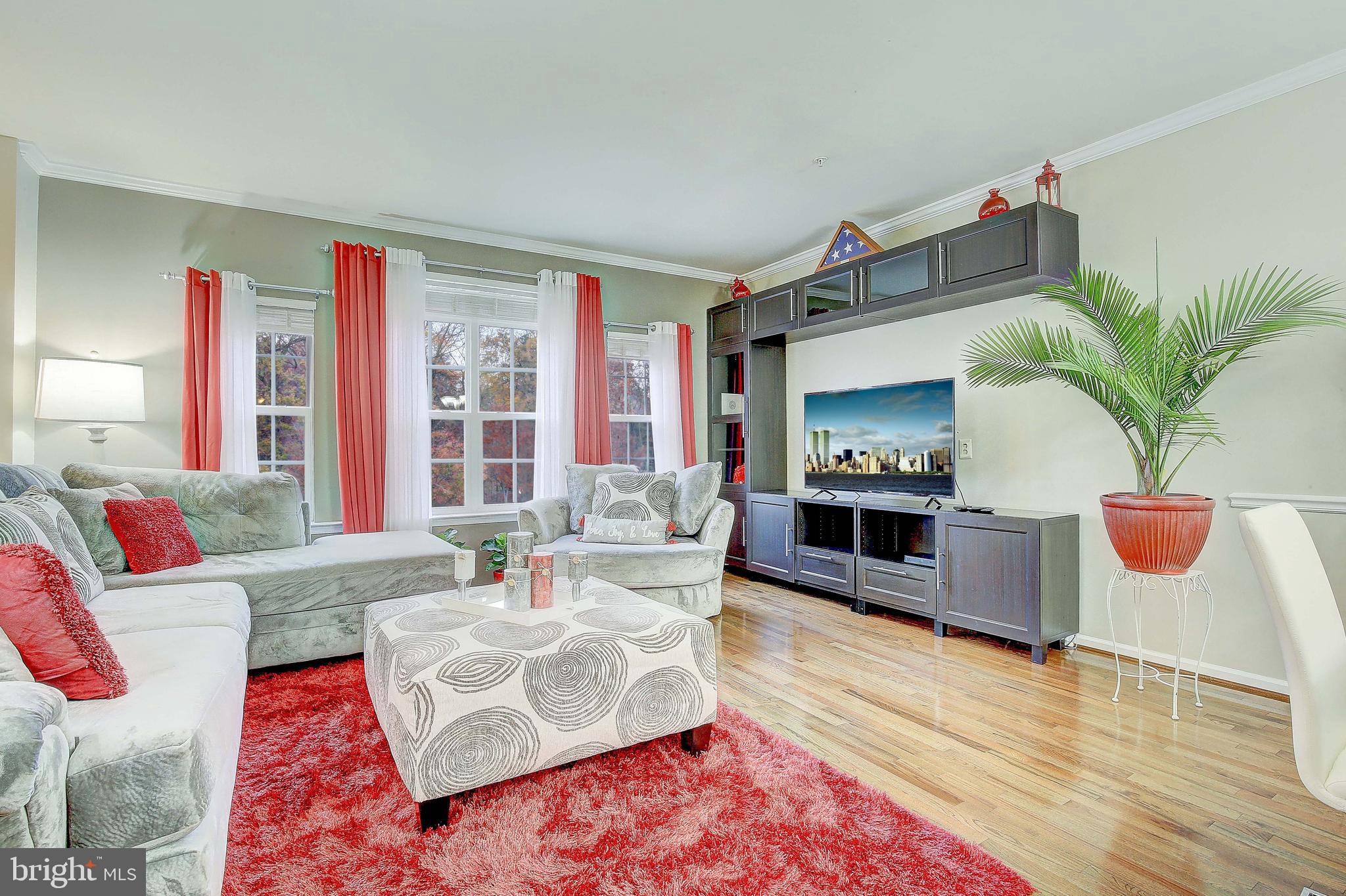 TANYARD SPRINGS TOWNHOMES - Residential