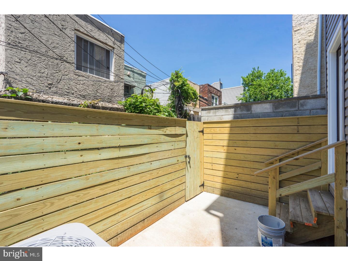 POINT BREEZE - Residential