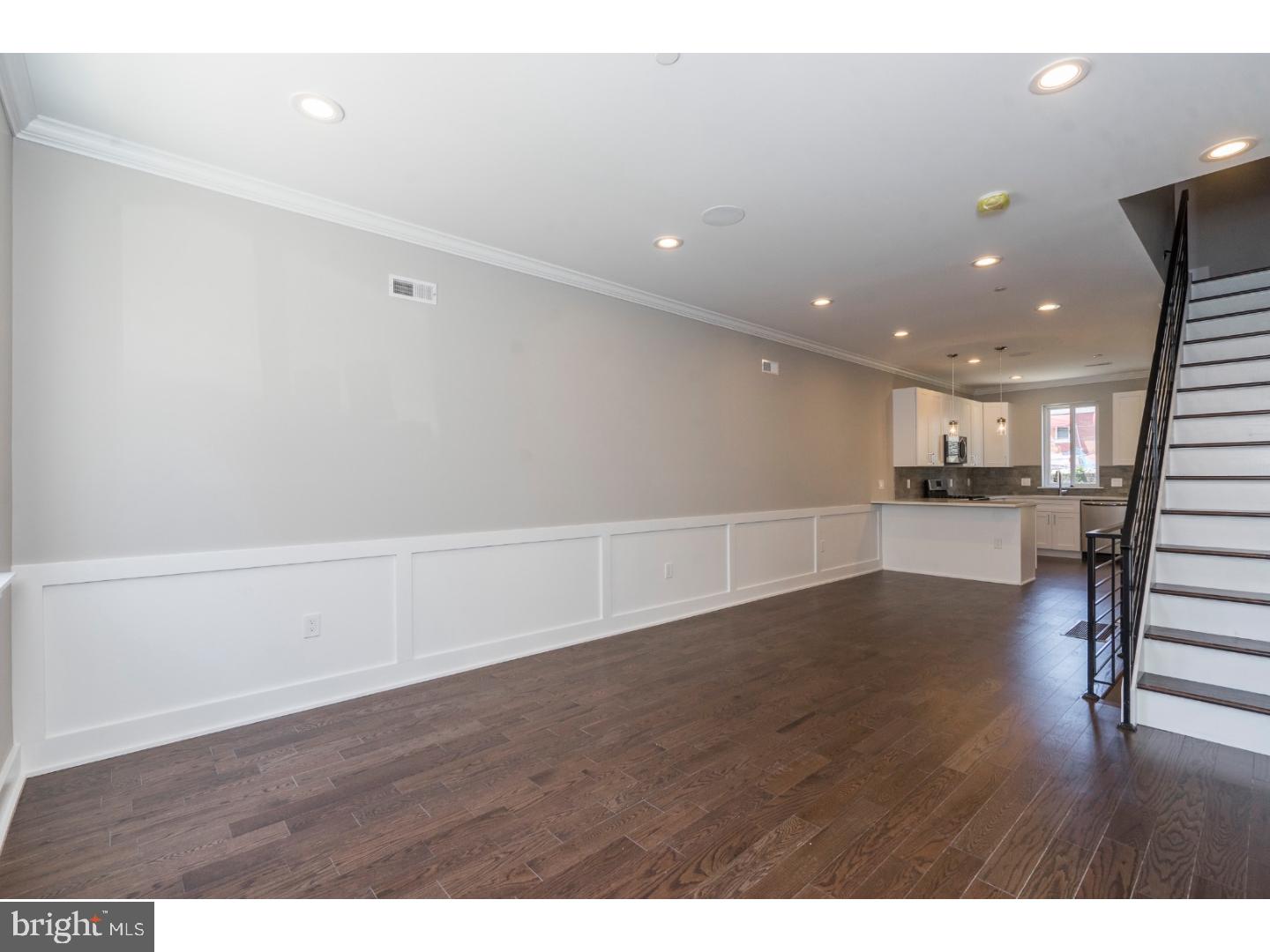 POINT BREEZE - Residential