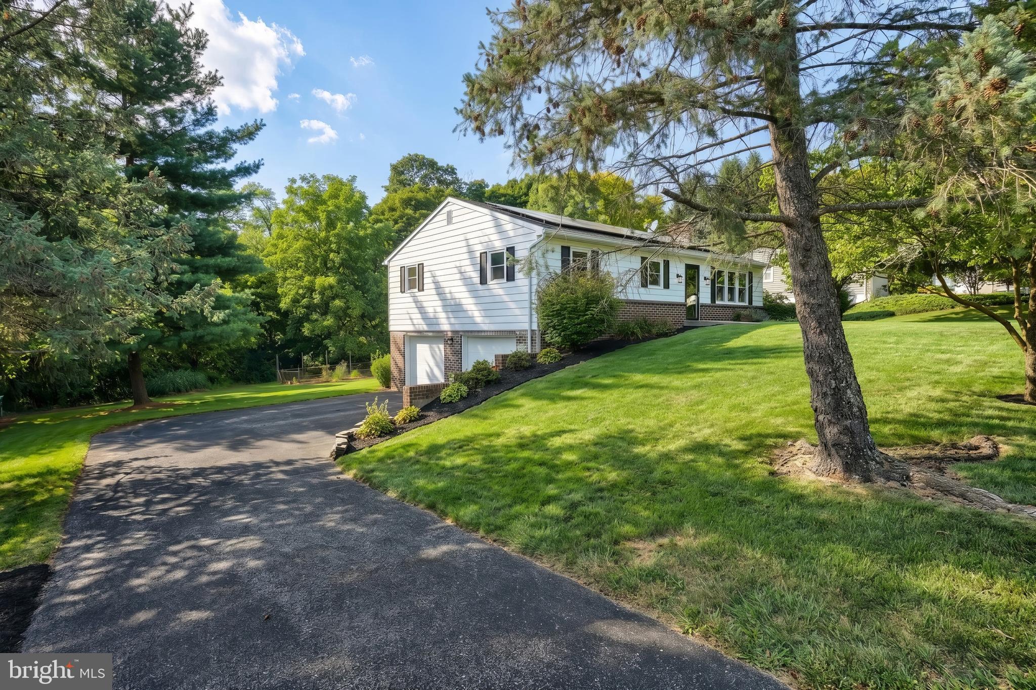 230 KIRSTA LANE