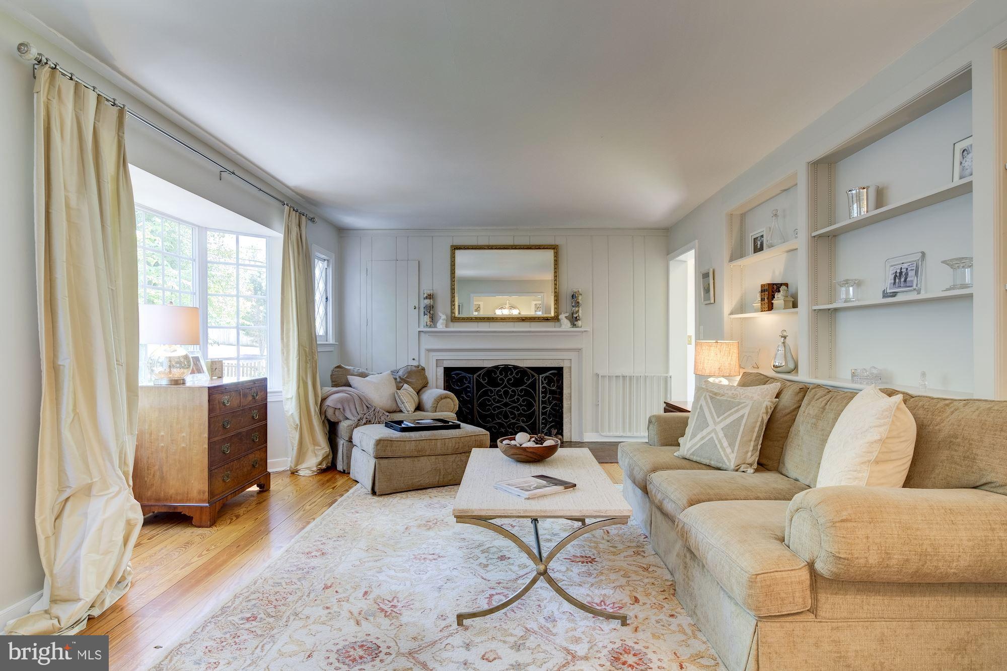 OAKMONT - Residential