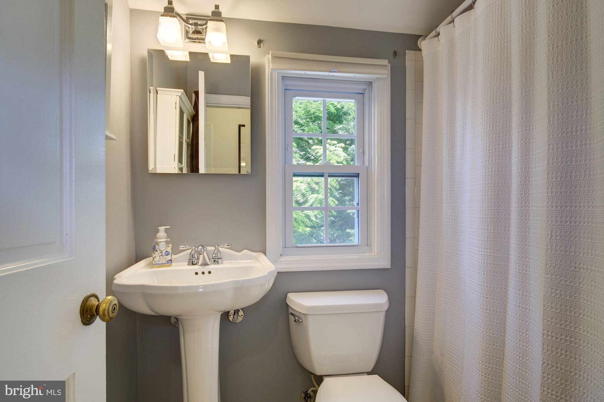 OAKMONT - Residential