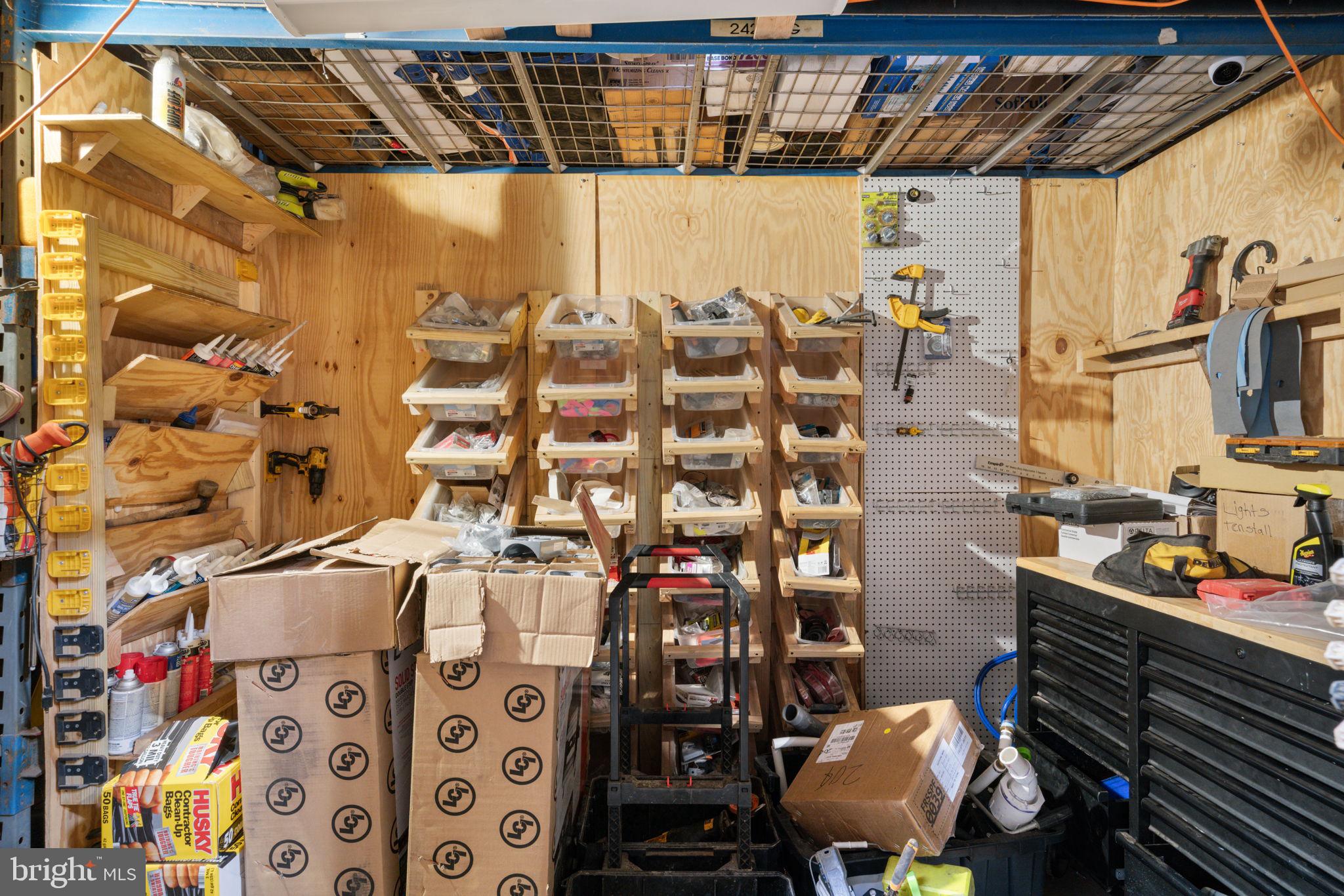 CONNER CENTER - Commercial Sale