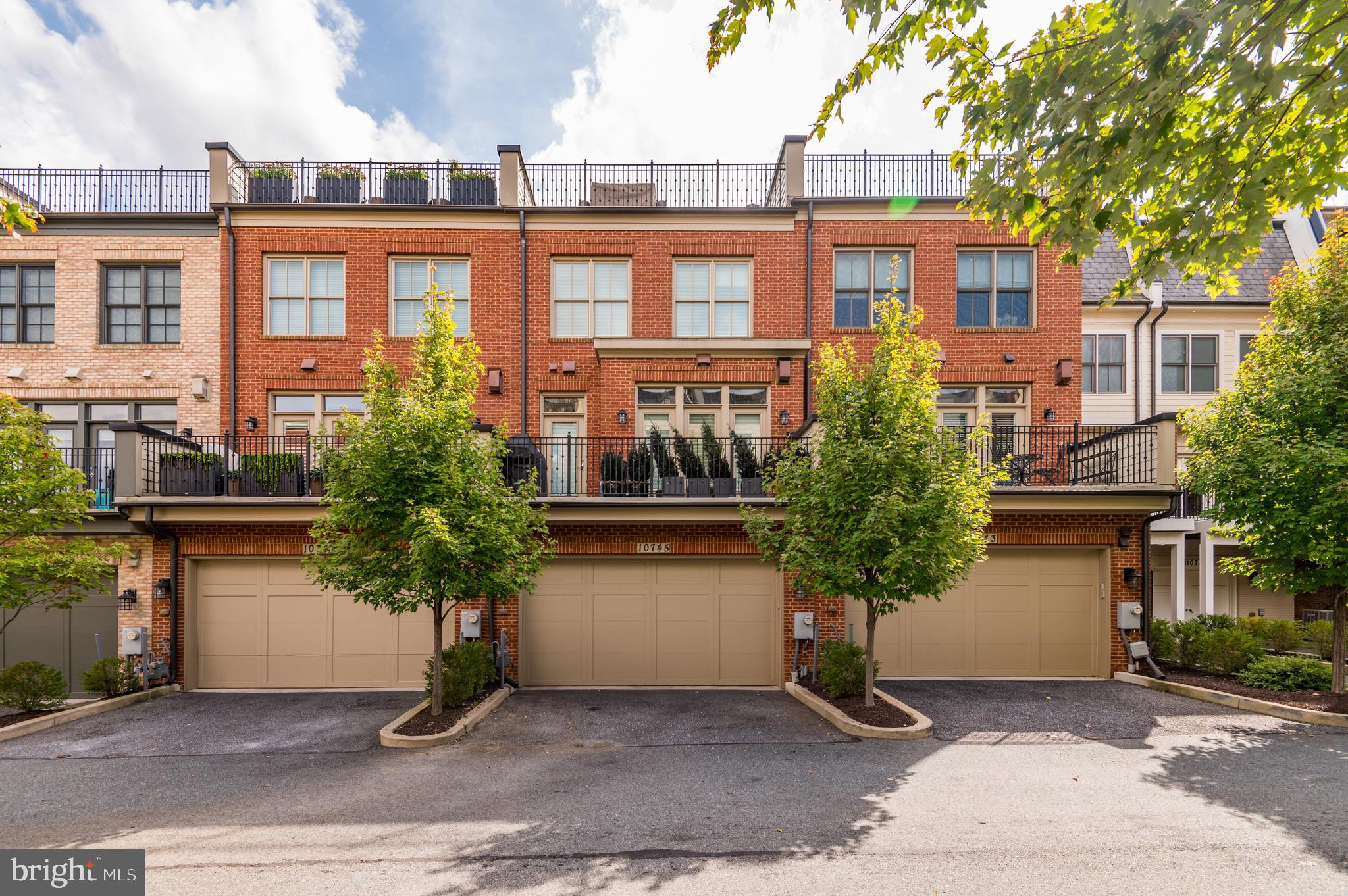 SYMPHONY PARK - Residential