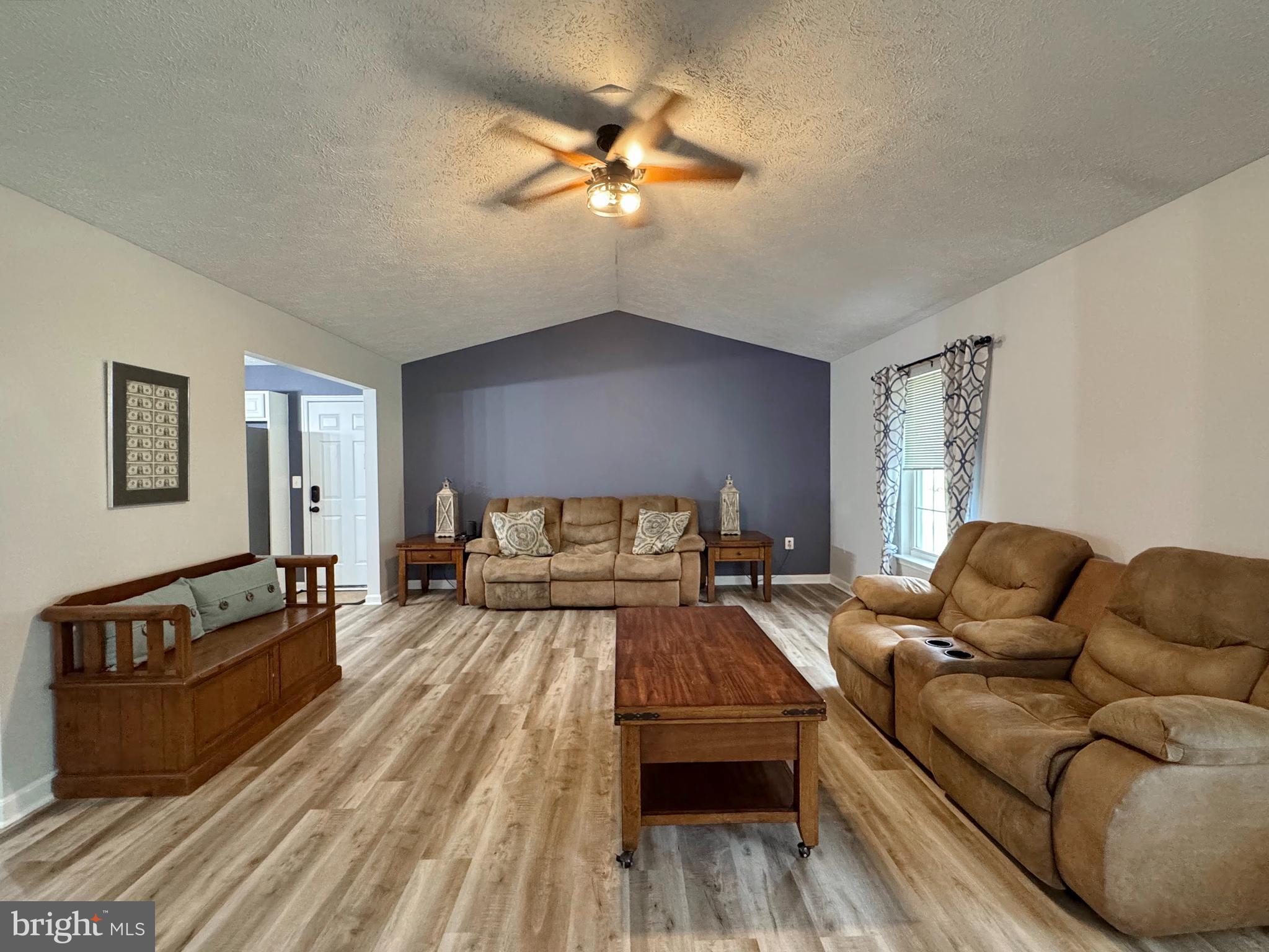 SCOUTS TRAIL - Residential