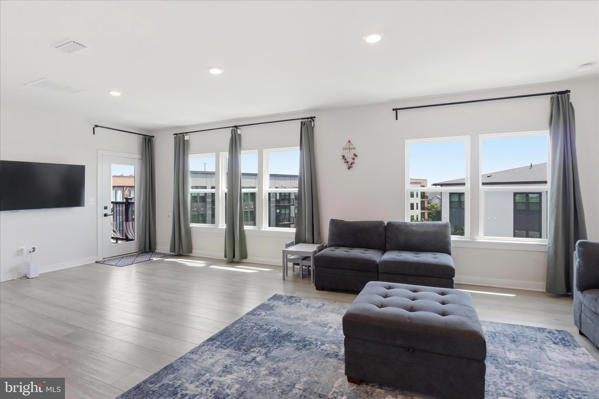 12850 MOSAIC PARK WAY 2Y
