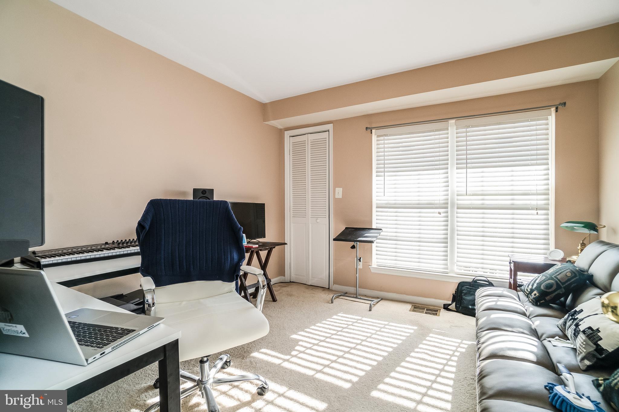 AMBER SPRING - Residential Lease