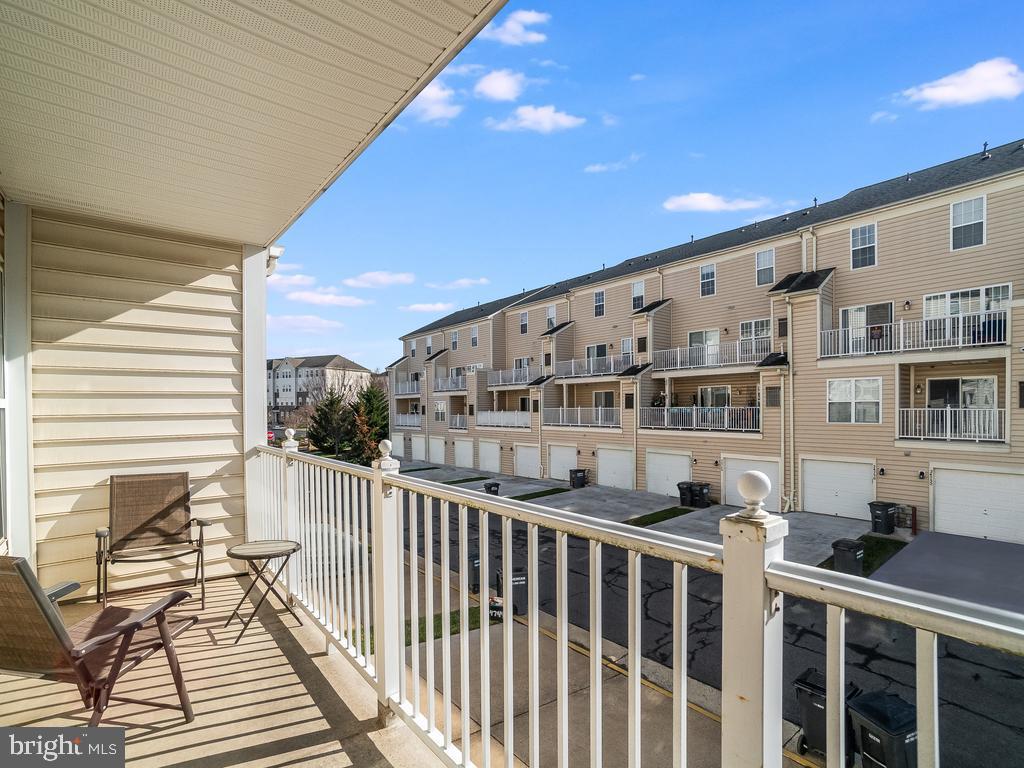 AMBER SPRING - Residential Lease