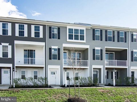 Townhouse For Rent - 3251 Mateer Lane Lane<br/> MECHANICSBURG, PA 17055