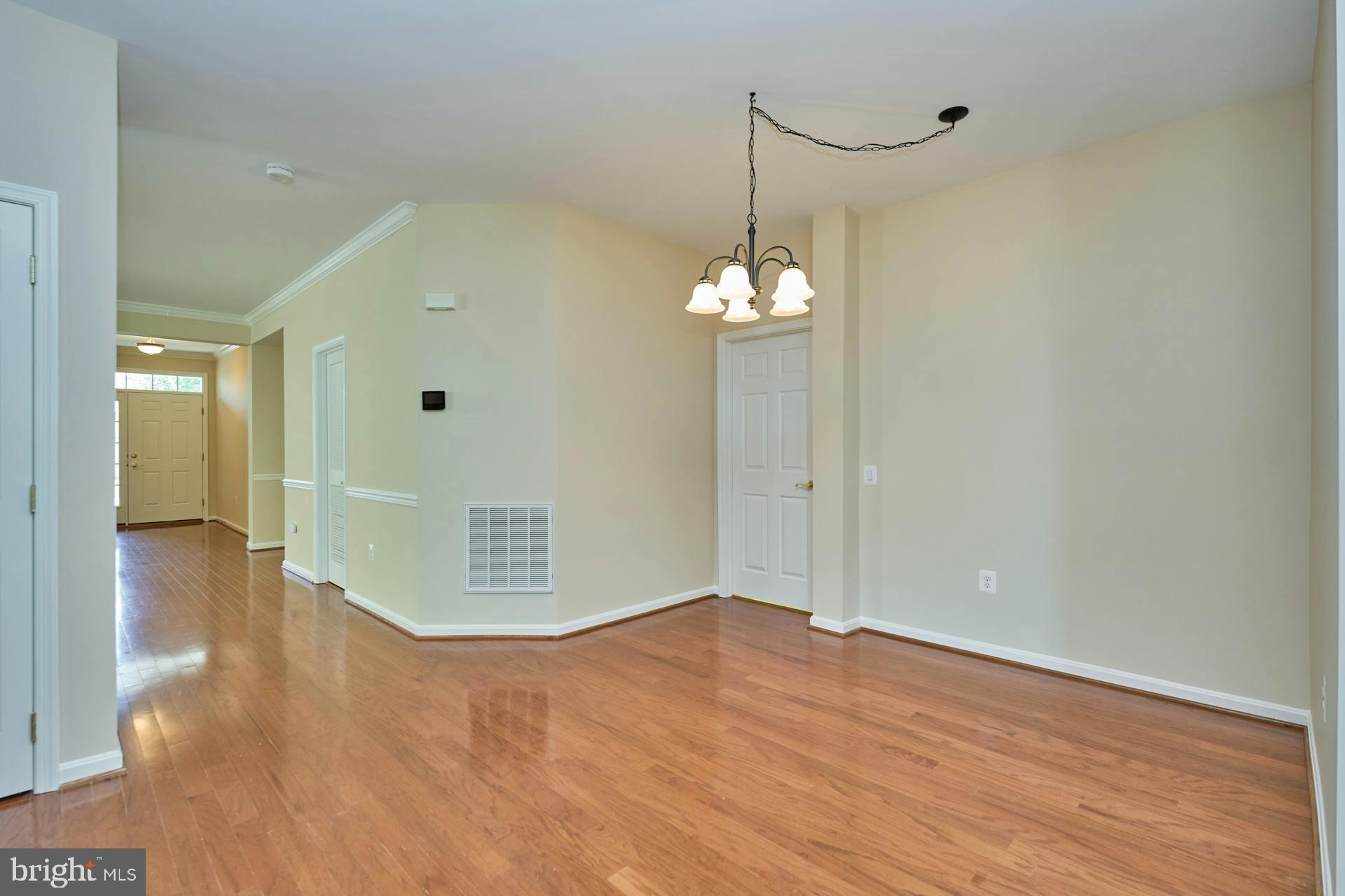 DUNBARTON - Residential