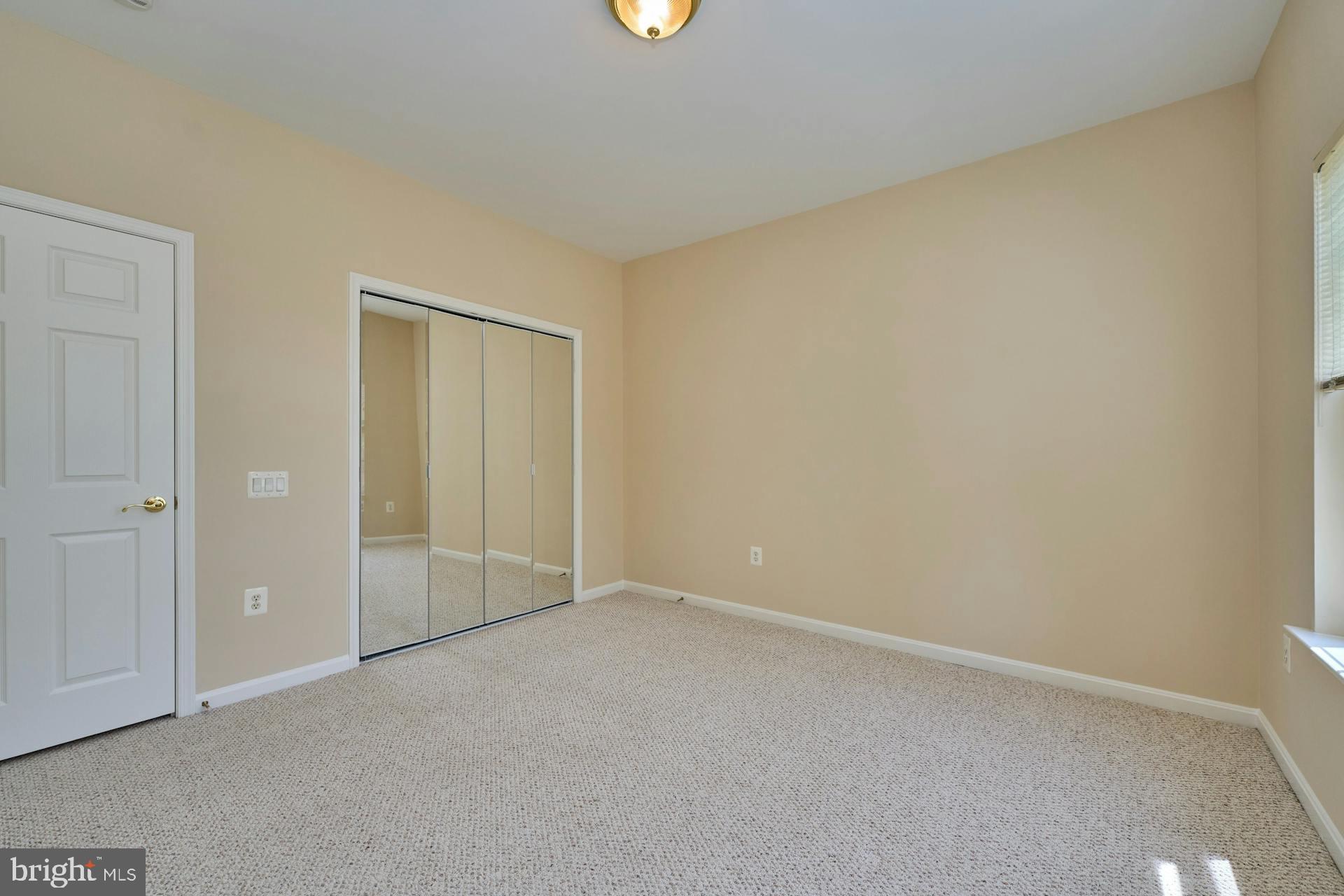 DUNBARTON - Residential