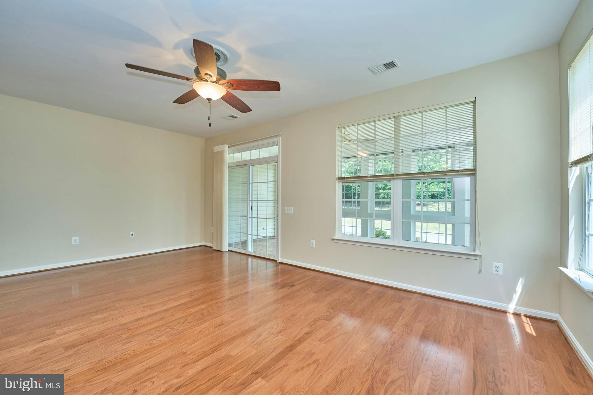 DUNBARTON - Residential