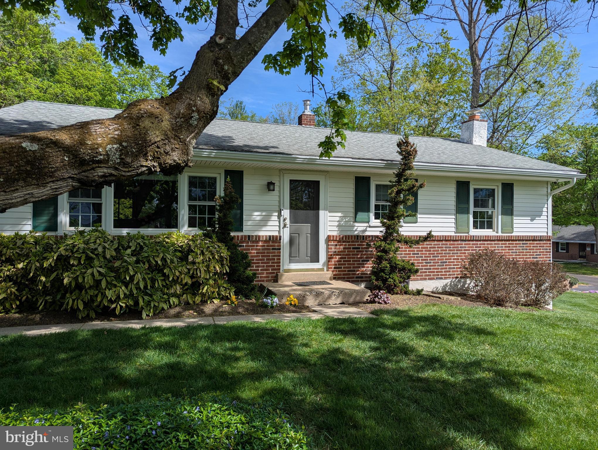 Welcome to 101 Woodland Ave in Schwenksville – offered at $464,900! This spacious 3 bed, 2.5 bath home features a stunning gourmet kitchen with marble countertops, tile backsplash, stainless steel appliances, and ample cabinet and counter space. Enjoy the expansive living and dining rooms, a beautifully finished basement with a powder room and ample storage, and a luxurious primary suite with a walk-in shower, soaking tub, and dual vanities. Covered and open patios for outdoor enjoyment. Unique TWO-garage setup: a 2-car garage with a double-wide driveway plus an additional lower-level 1-car garage and extra off-street parking. Multi-zone gas heat and tankless water heater for instant hot water.
Just minutes from the Perkiomen Trail, Skippack Village, shopping along Ridge Pike, and easy access to Rt. 422. A must-see!