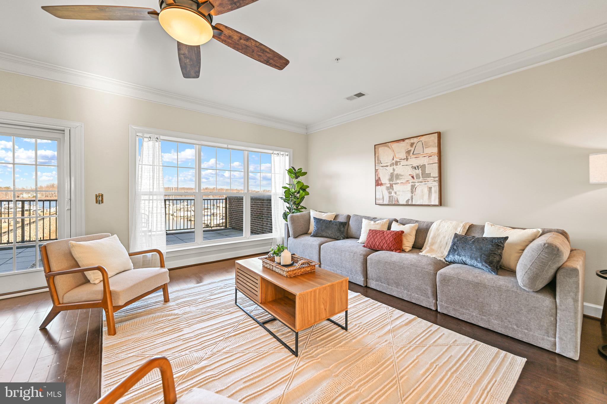 MARINA LANDING - Residential