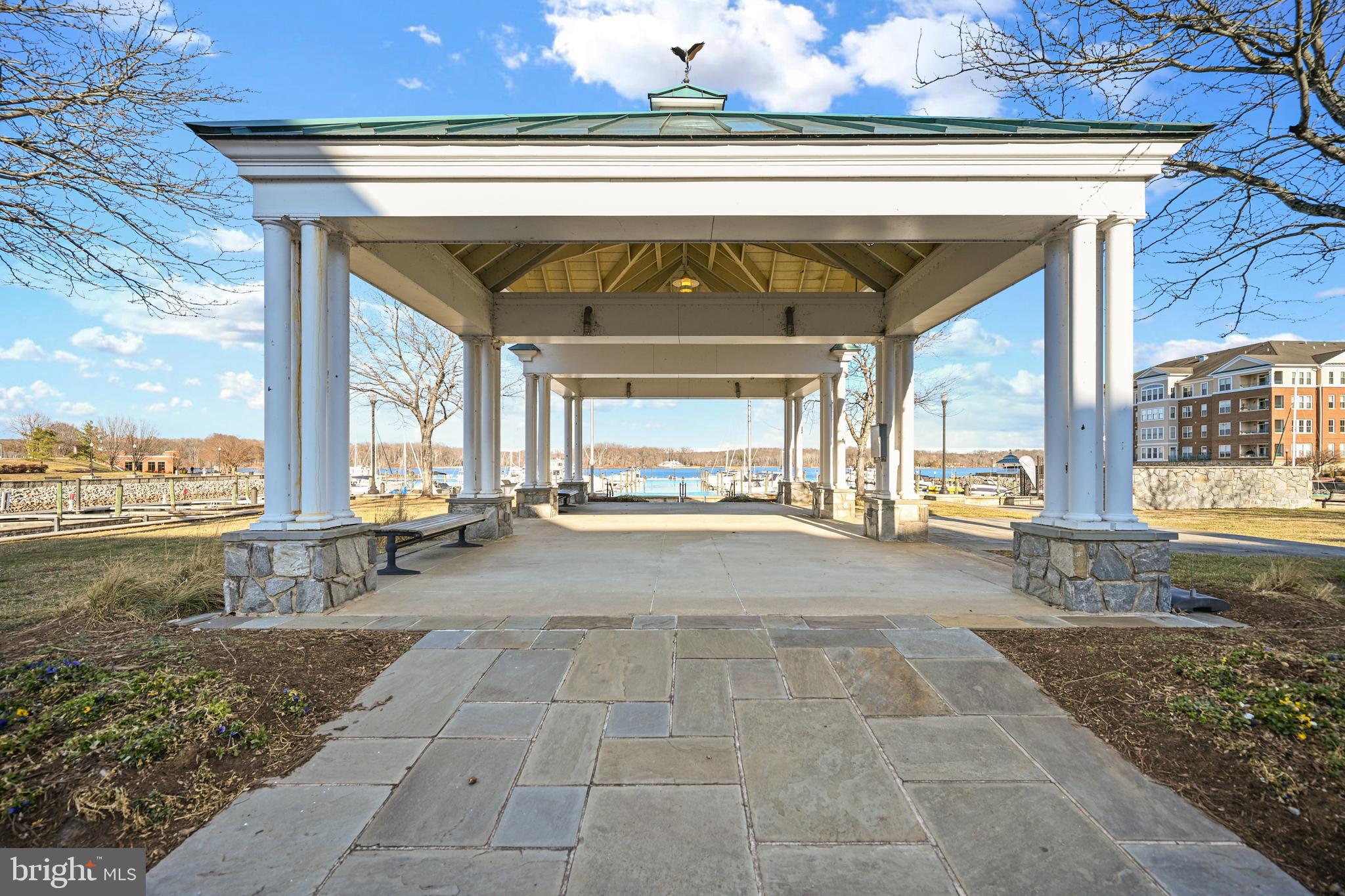 MARINA LANDING - Residential