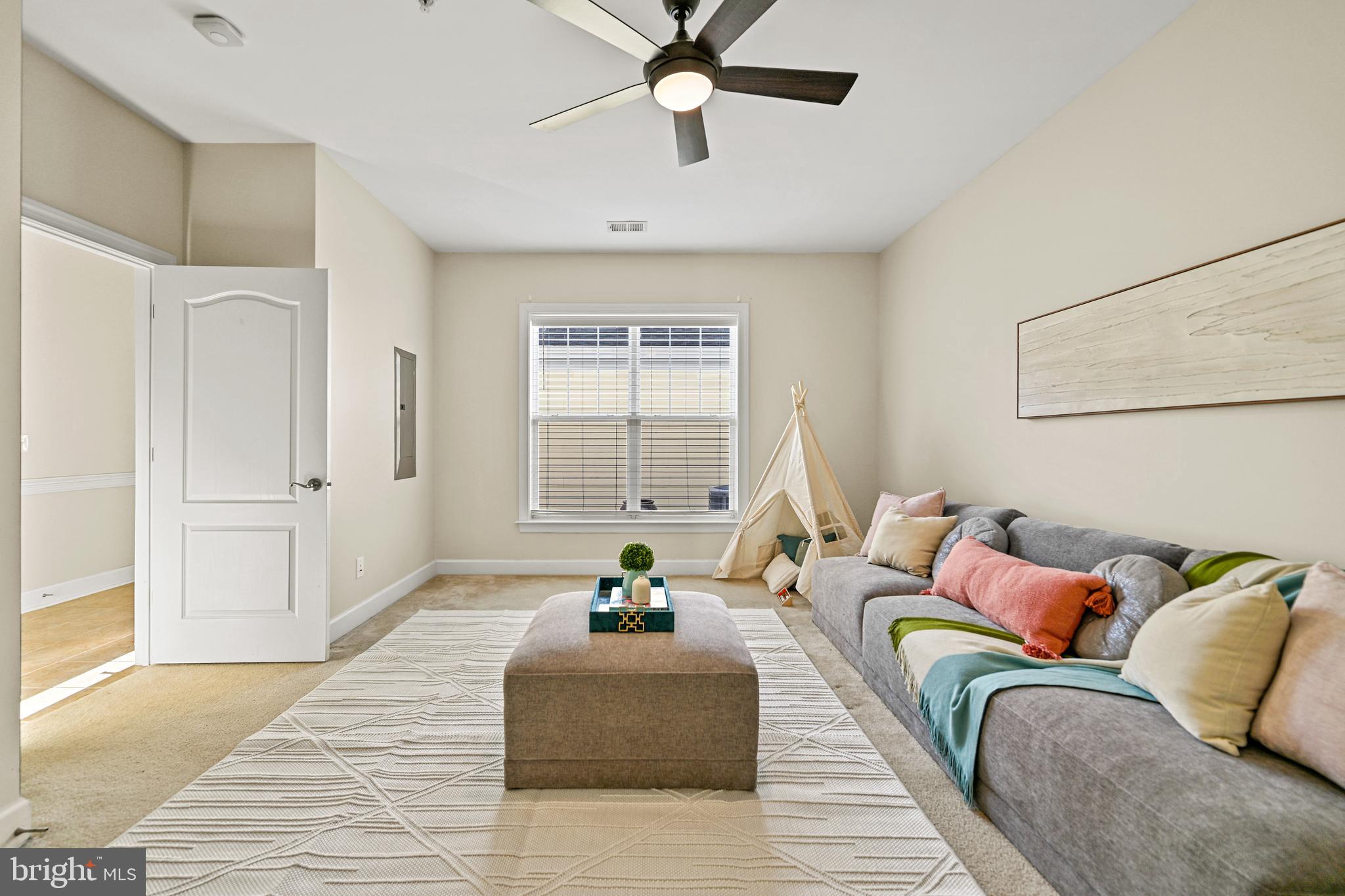 MARINA LANDING - Residential