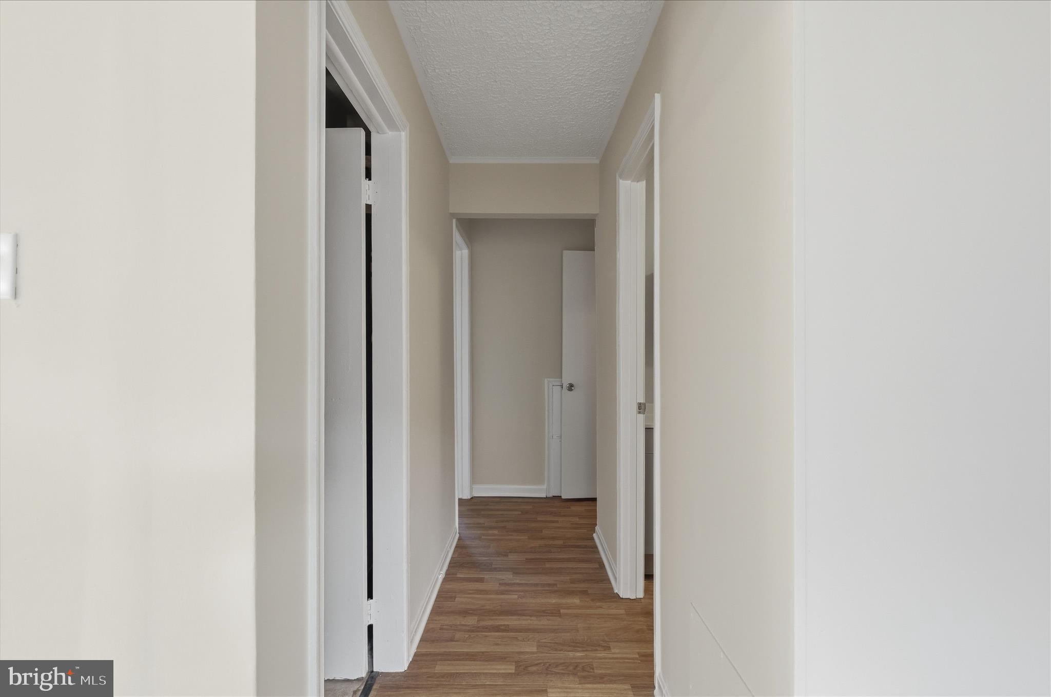 RIVERSIDE RUN IND HEAD - Residential