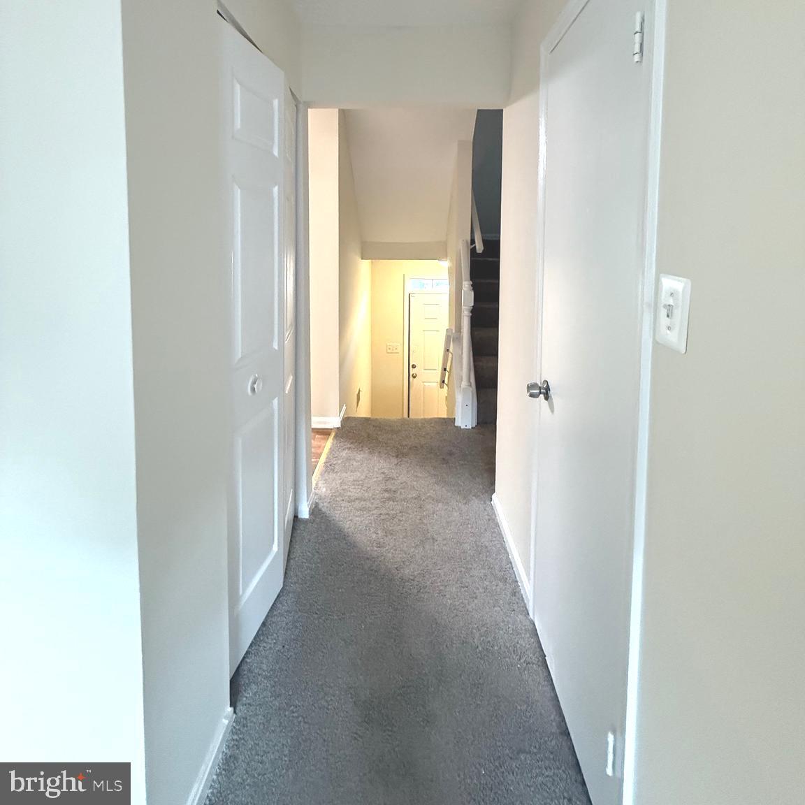 RIVERSIDE RUN IND HEAD - Residential