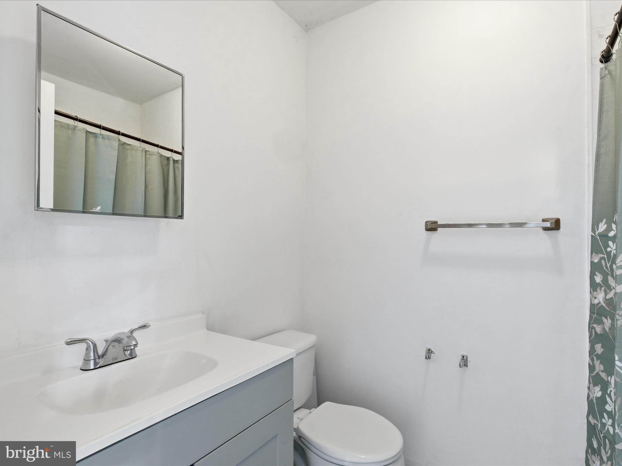 RIVERSIDE RUN IND HEAD - Residential