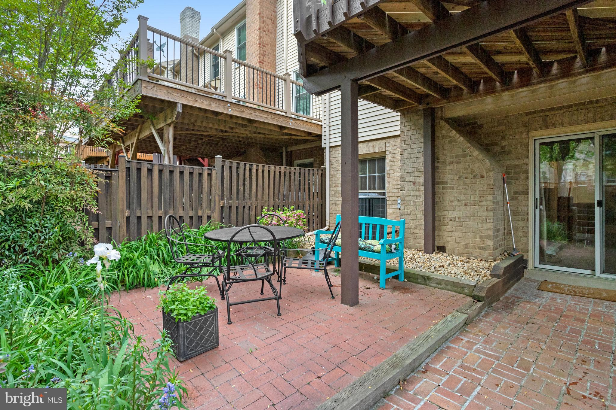 KINGSTOWNE - Residential Lease