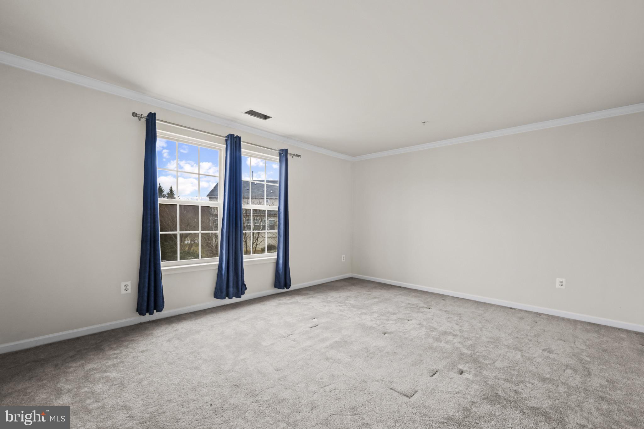 ADAMSTOWN COMMONS - Residential