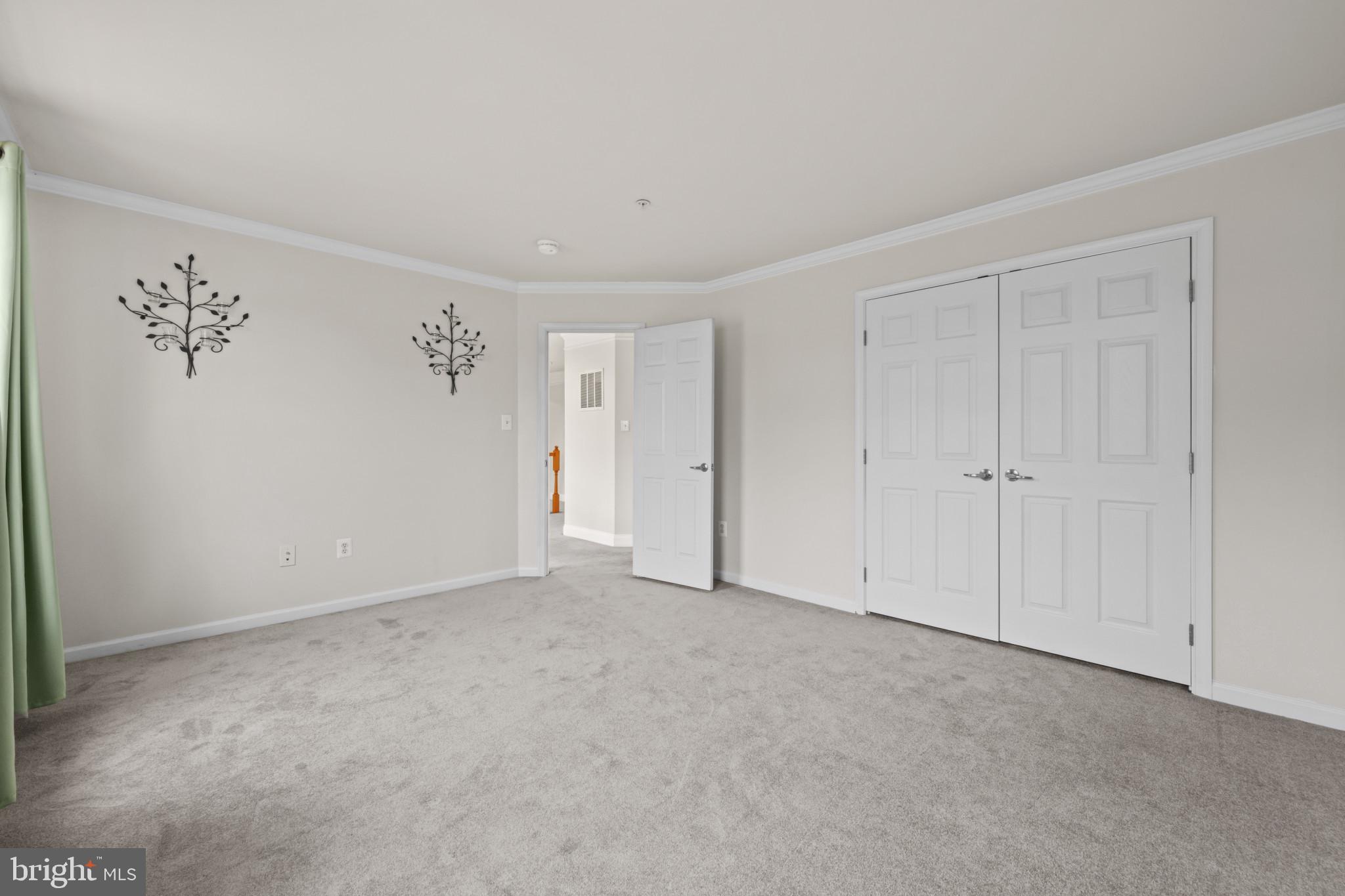 ADAMSTOWN COMMONS - Residential