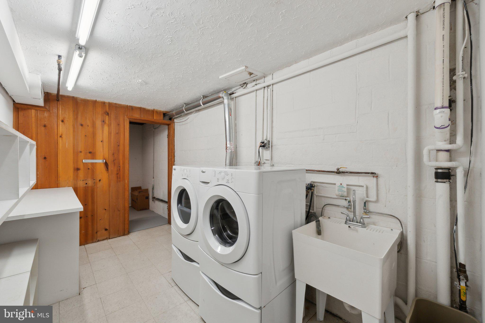 ROCK CREEK HILLS - Residential