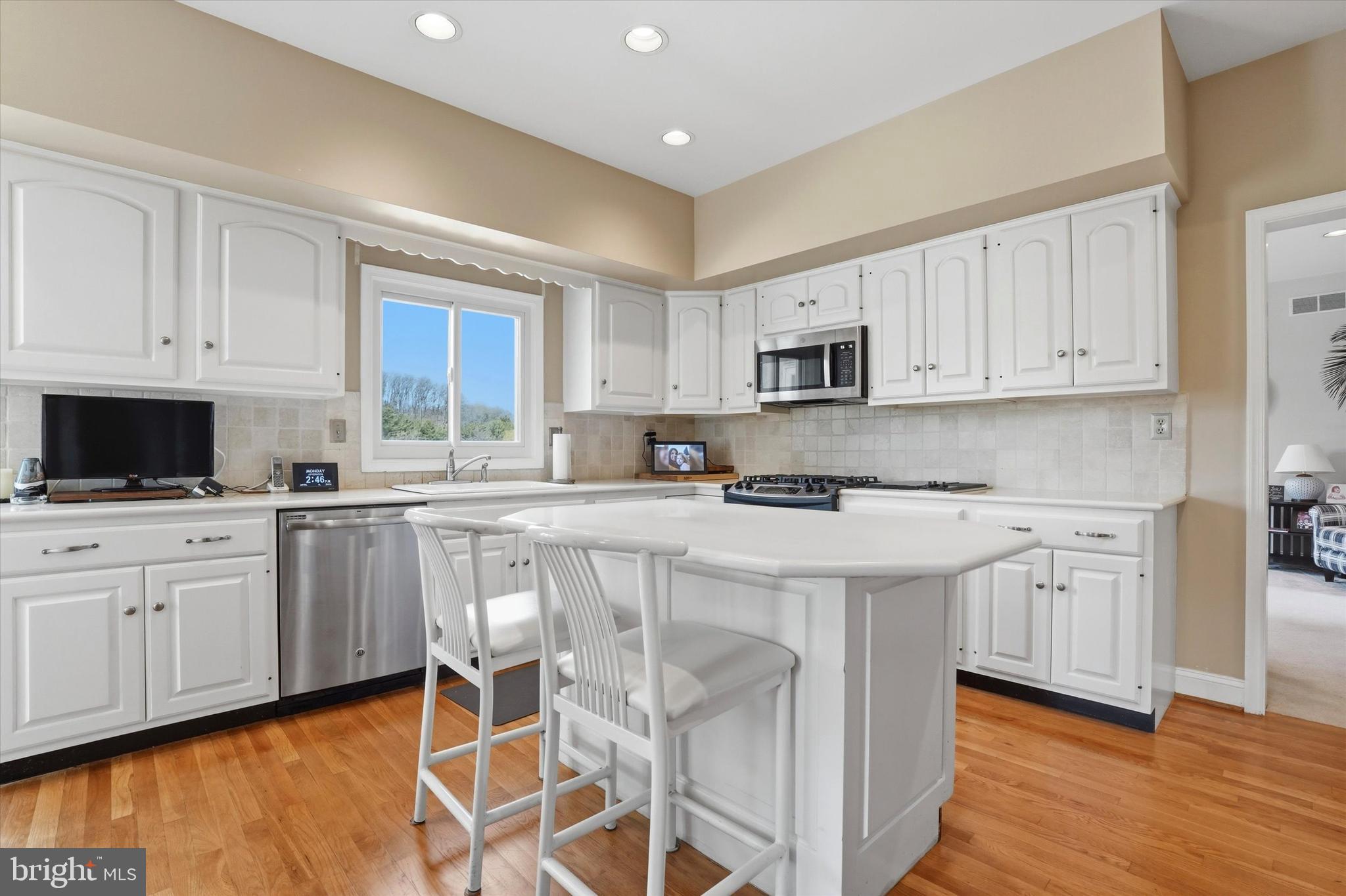 CEDAR GROVE FARM - Residential