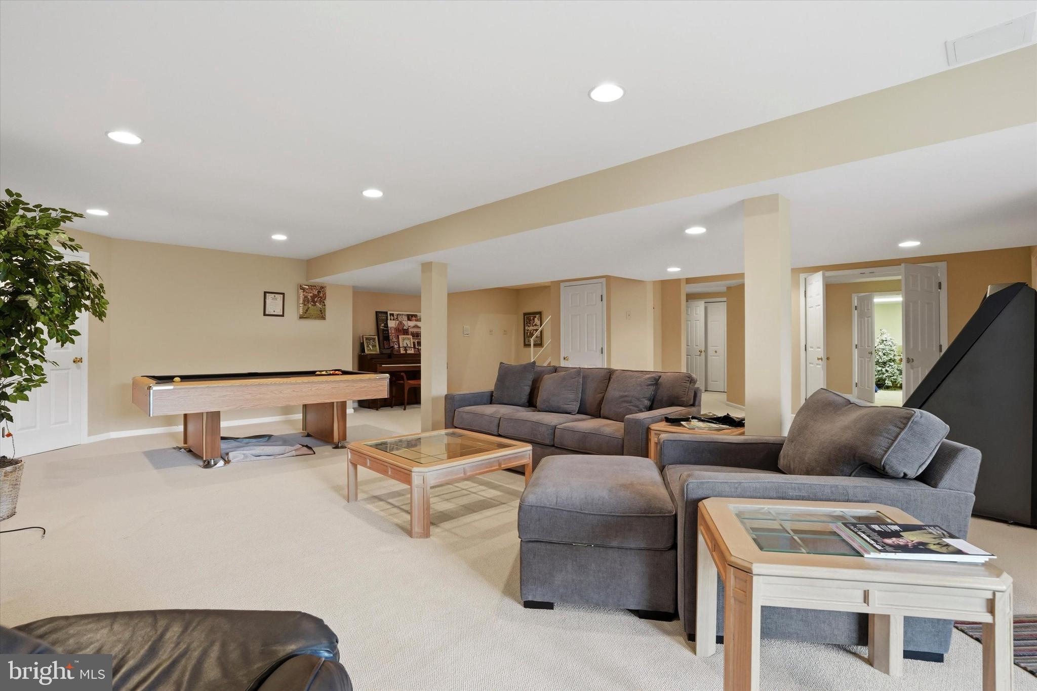 CEDAR GROVE FARM - Residential