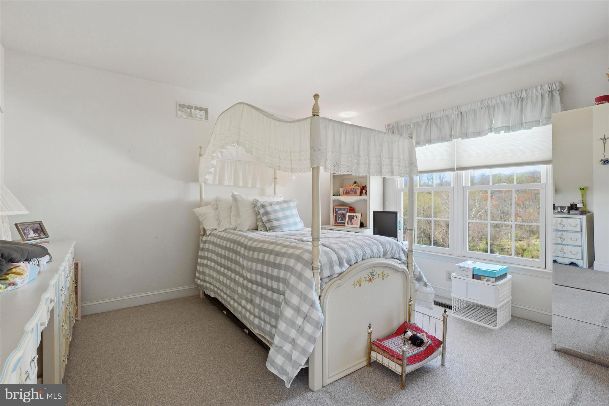 CEDAR GROVE FARM - Residential