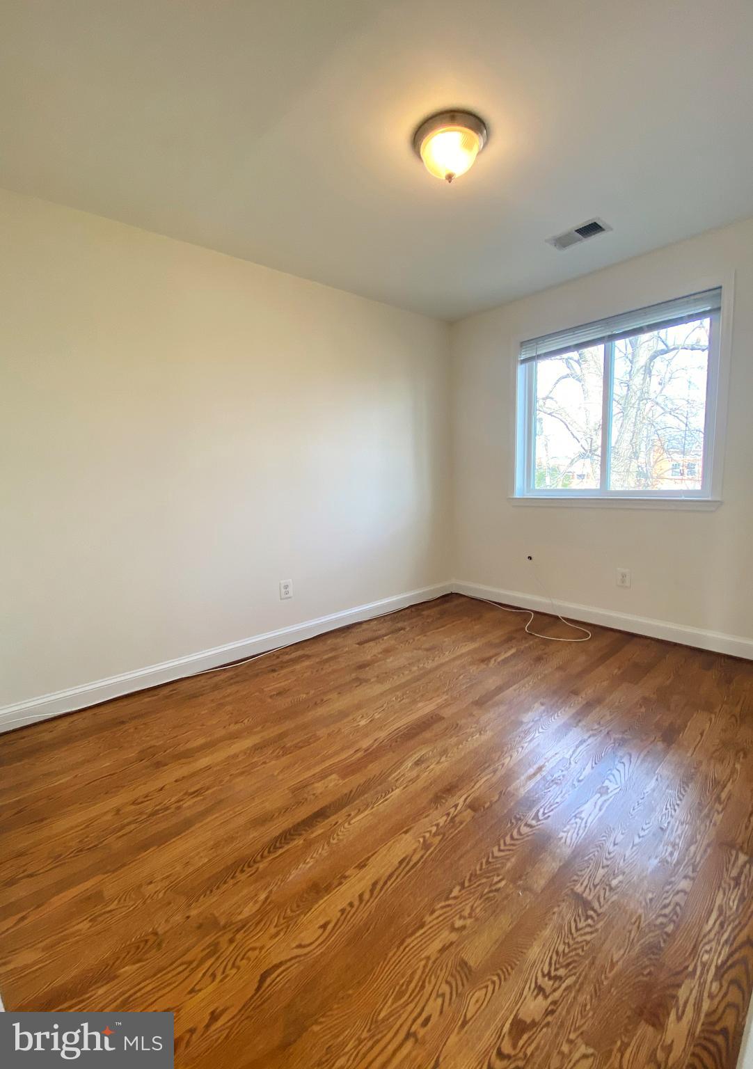 LYNHAVEN - Residential Lease