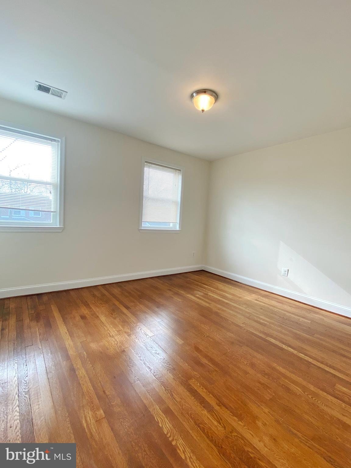 LYNHAVEN - Residential Lease