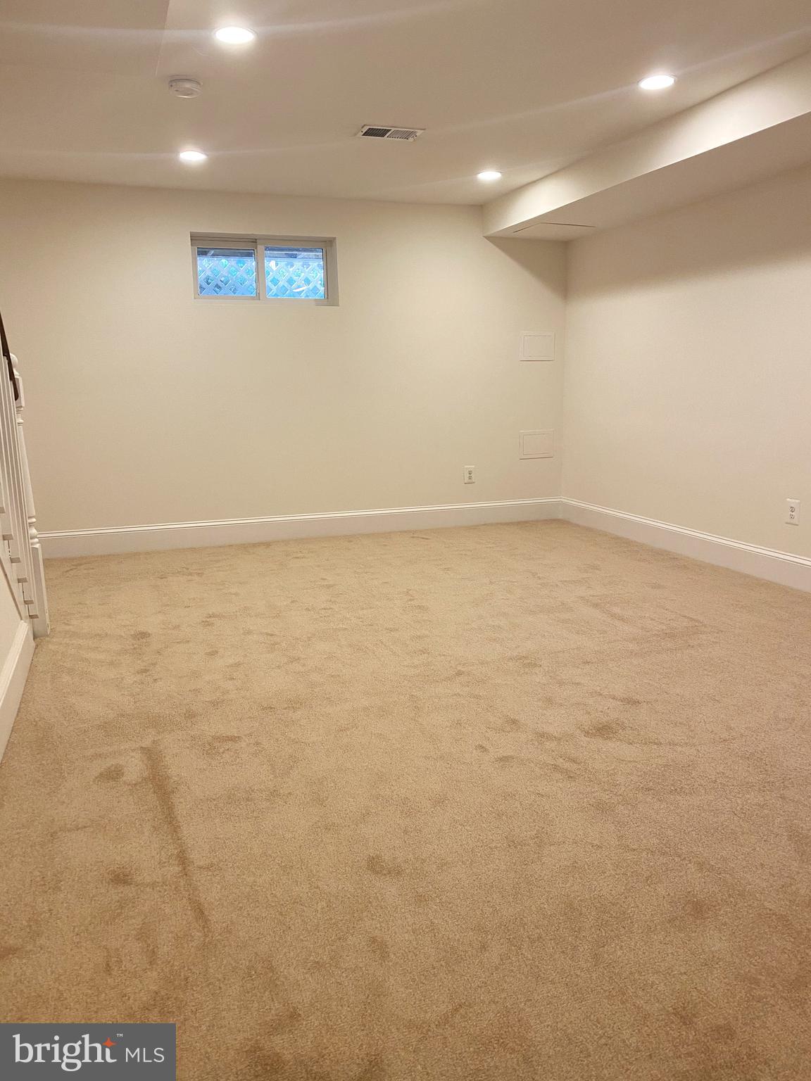 LYNHAVEN - Residential Lease