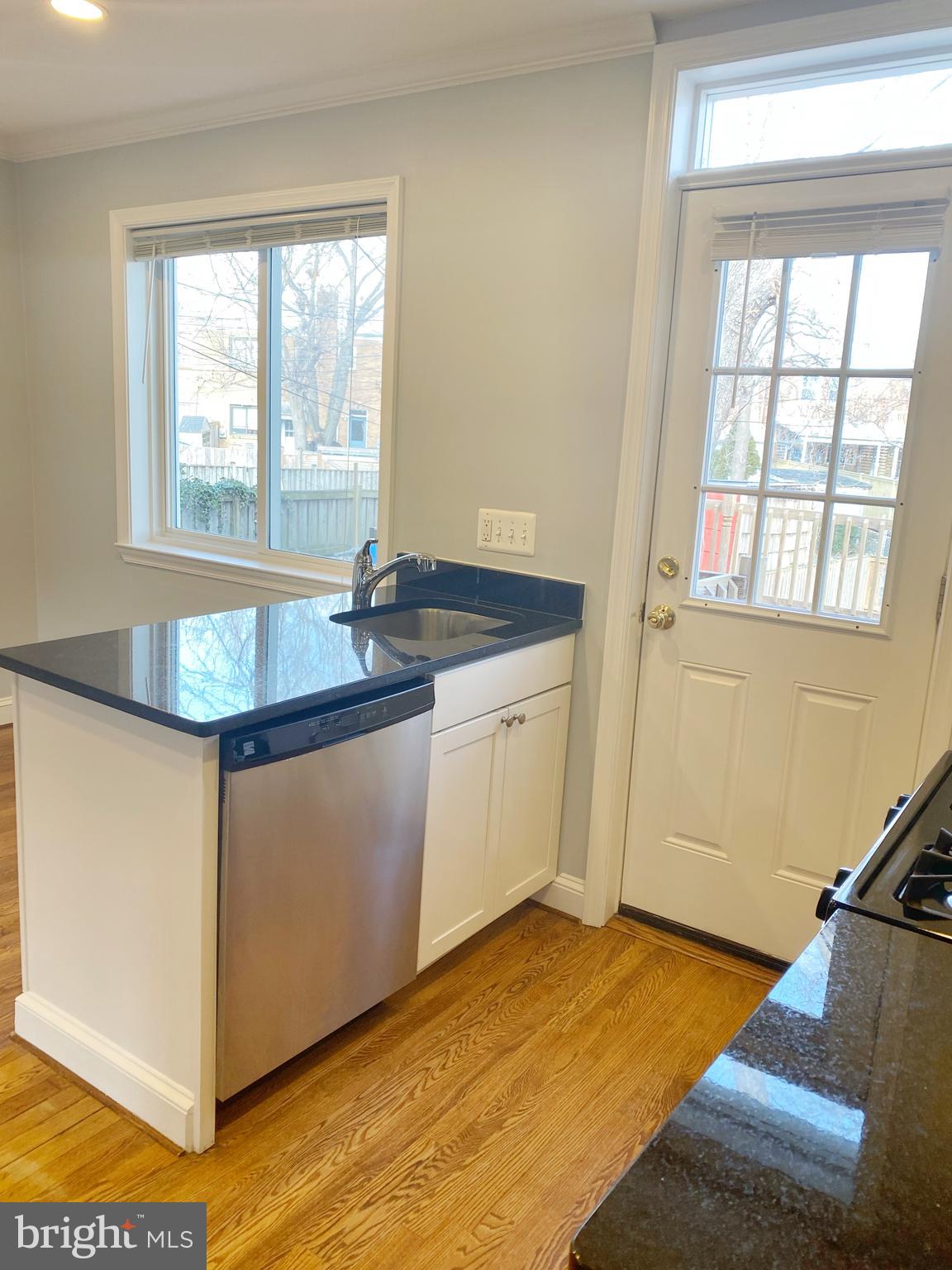 LYNHAVEN - Residential Lease