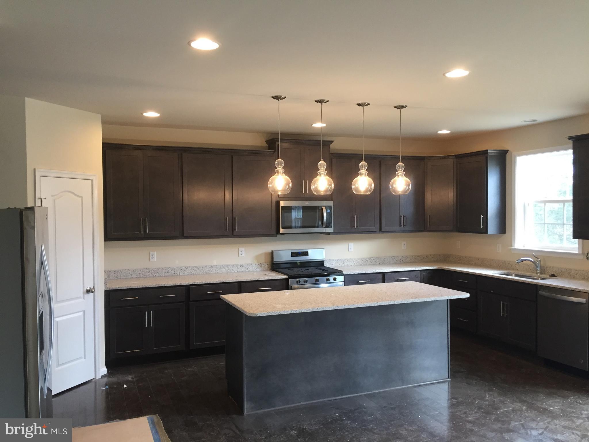 ARCHERS ROCK - Residential