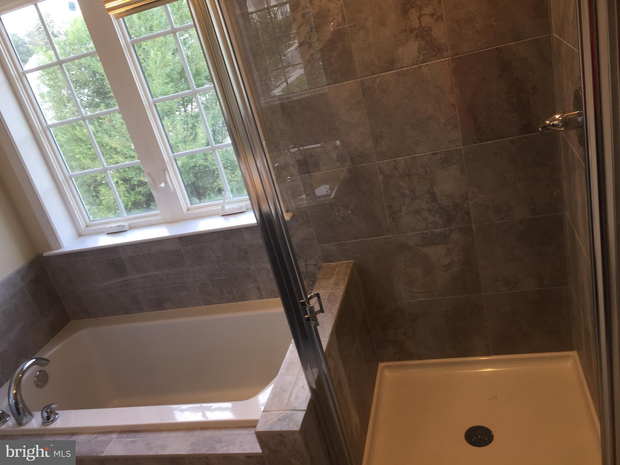 ARCHERS ROCK - Residential