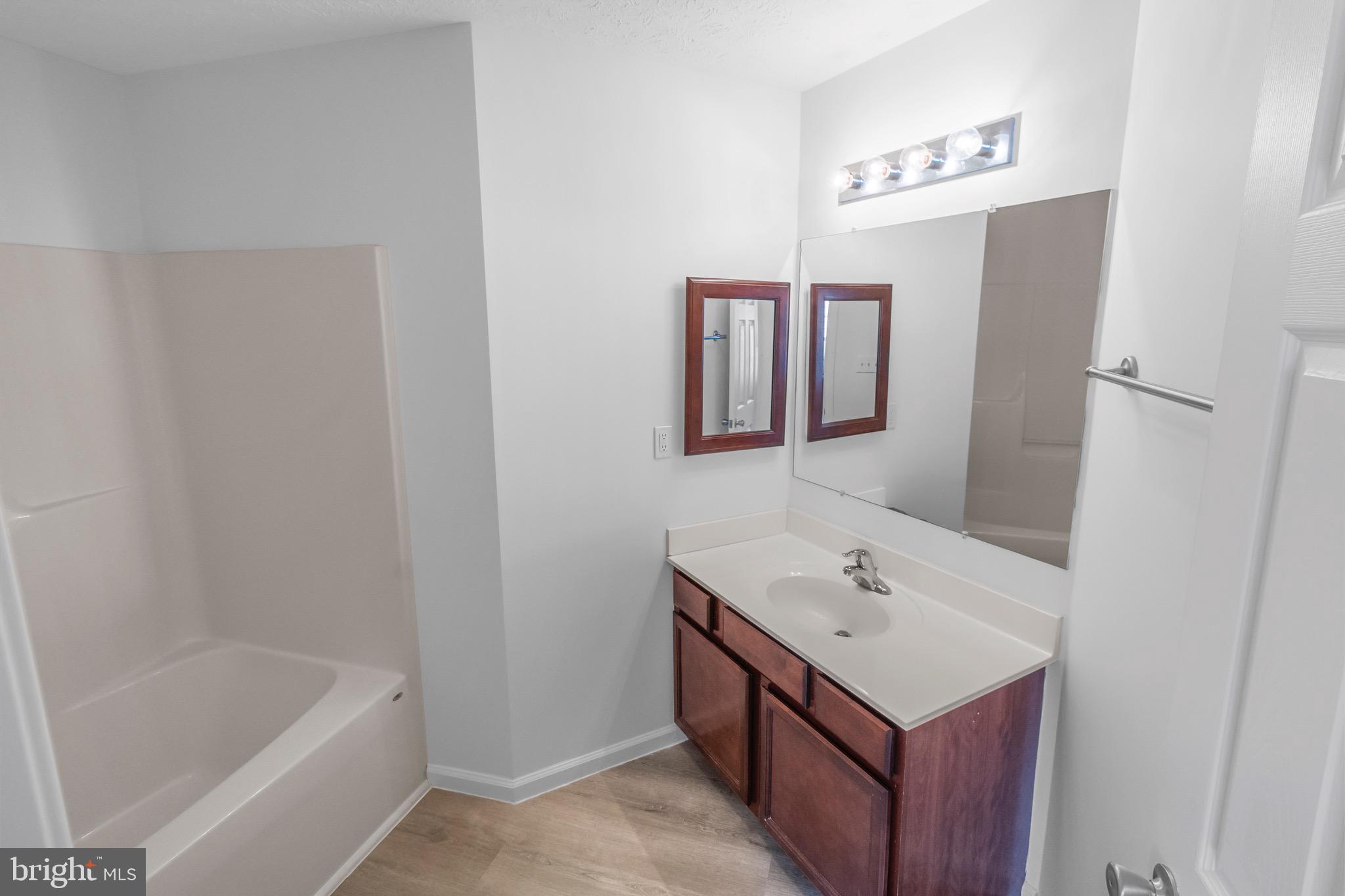 KENSINGTON TERRACE - Residential