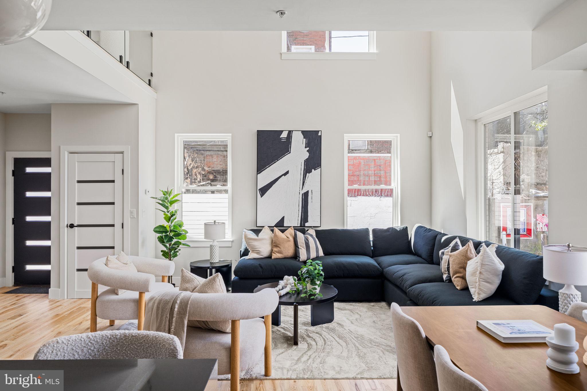 2721 W. FLORA STREET