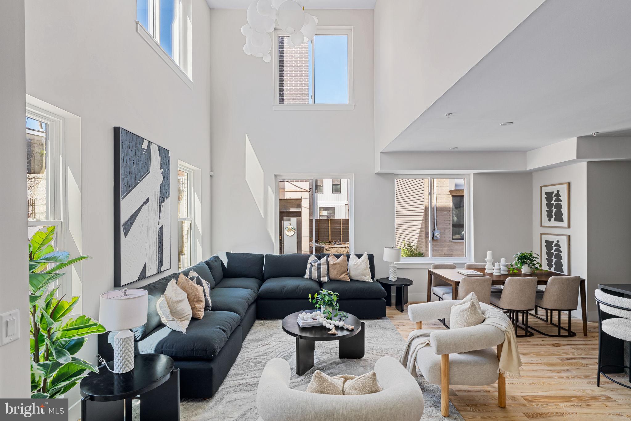 2721 W. FLORA STREET