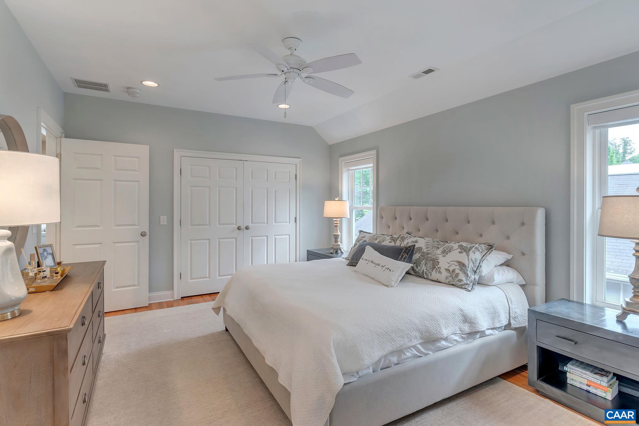 BELMONT - Residential