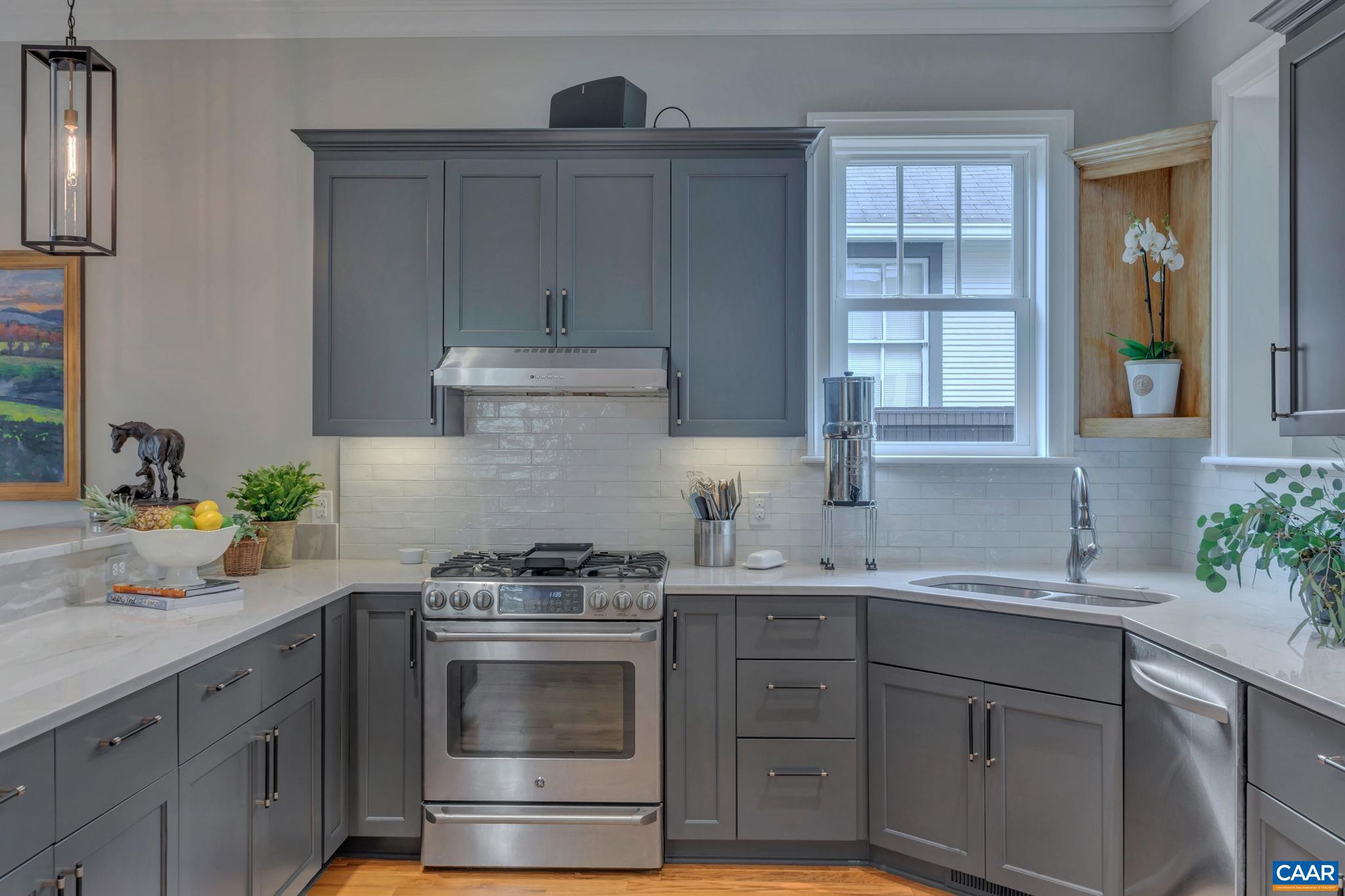 BELMONT - Residential