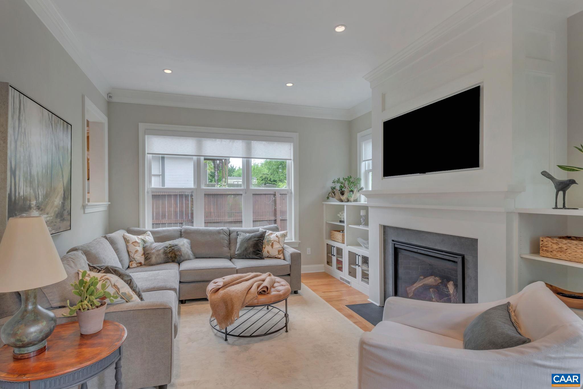 BELMONT - Residential