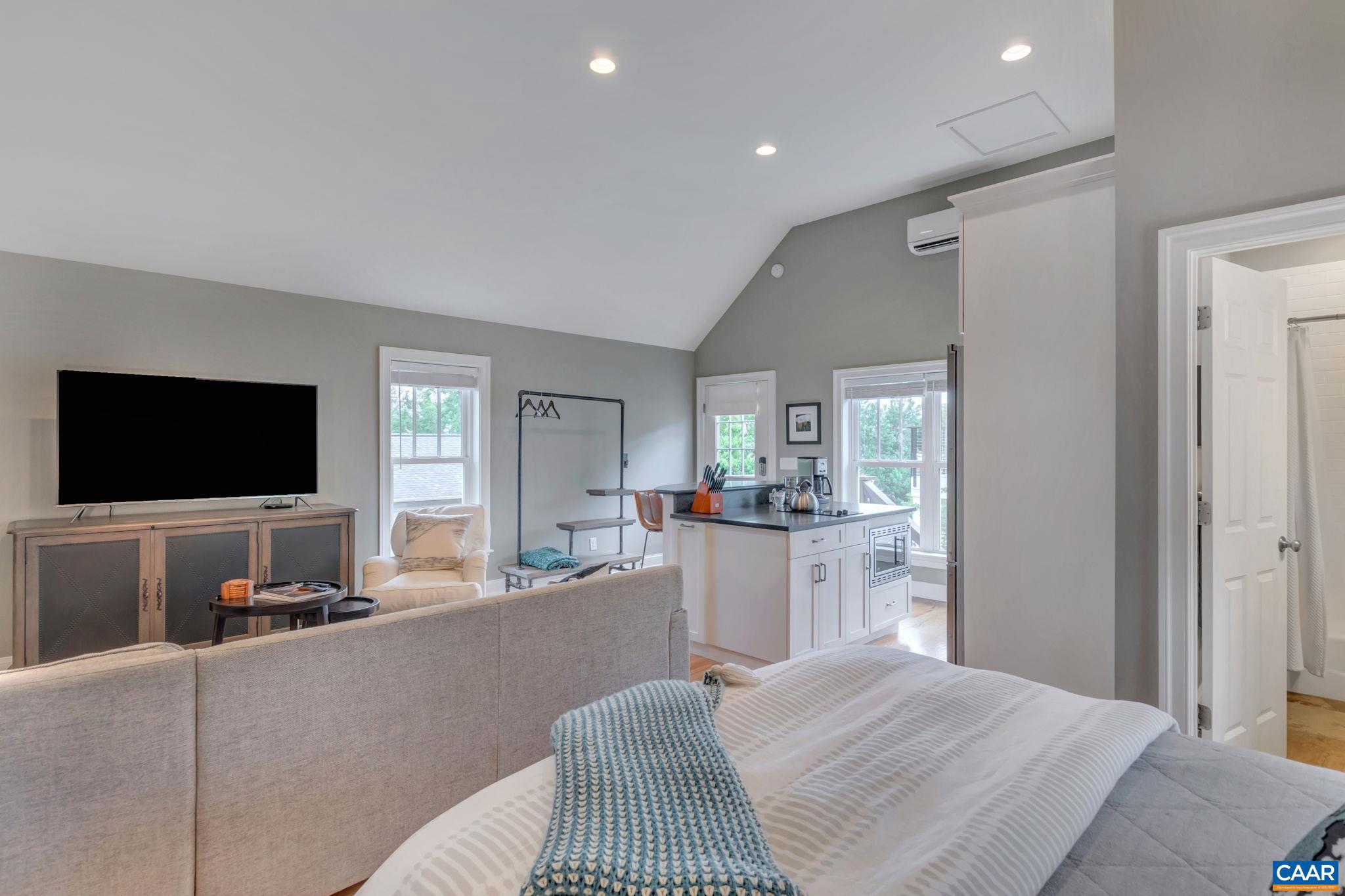 BELMONT - Residential