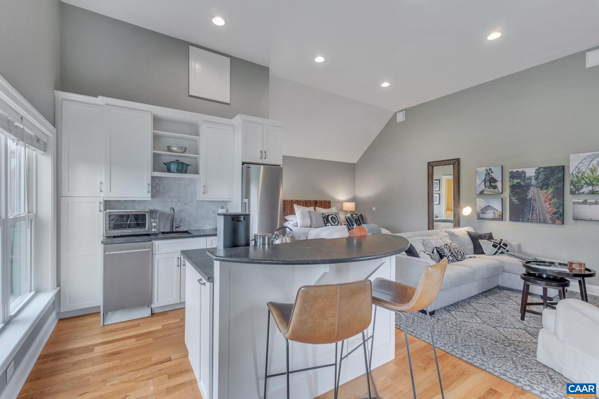 BELMONT - Residential