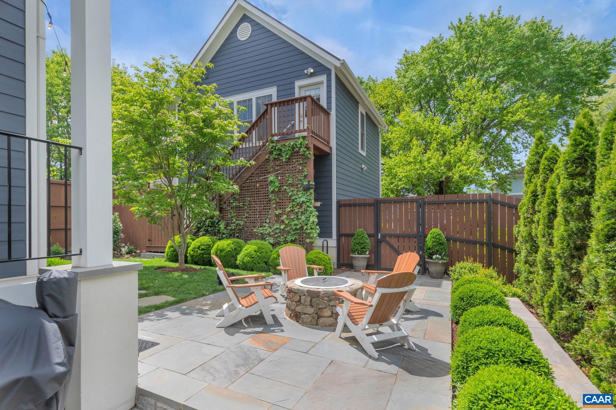 BELMONT - Residential